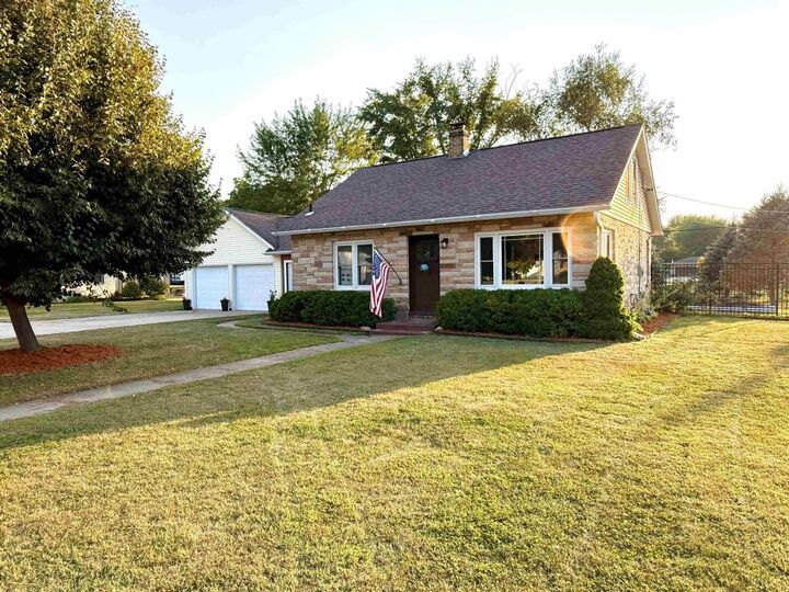 Property Photo: 348 N Winsted Street WI 53588
