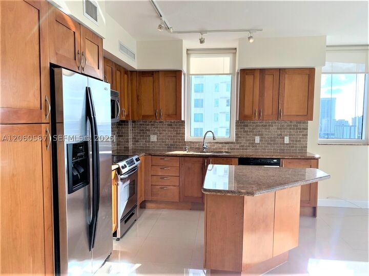 Property Photo:  1745 E Hallandale Beach Blvd 1606W  FL 33009 