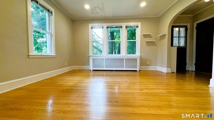 Property Photo:  36 Somerset Street  CT 06110 
