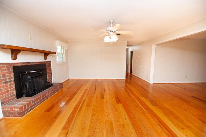 Property Photo: 551 Riveroak Road SC 29349