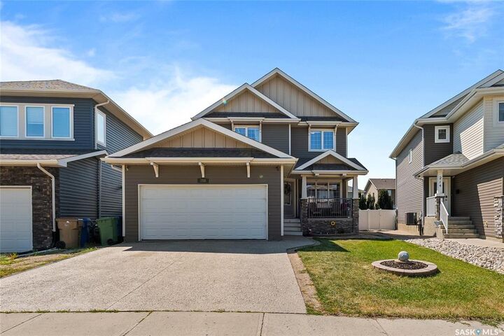 218 Brookview Drive — photo 1