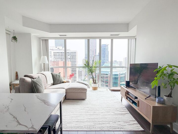 Property Photo: 28 Ted Rogers Way 1901 ON M4Y 2J4