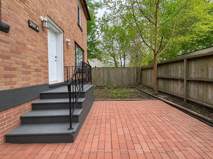 Property Photo: 257 Niagara Street A ON L3C 1K3