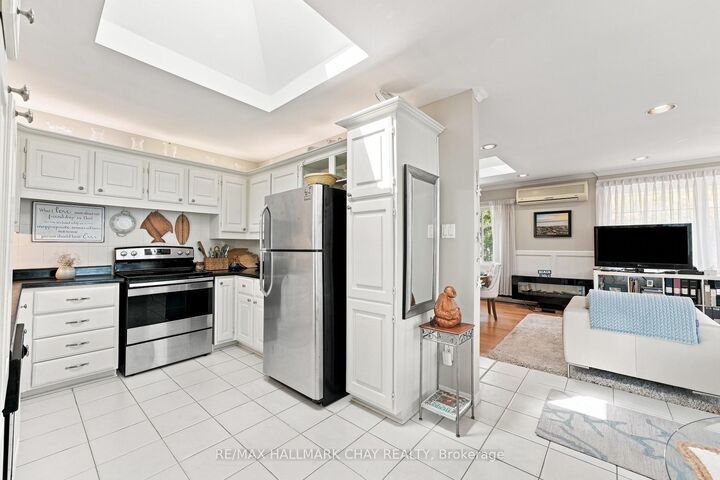 Property Photo: 1064 Wisker Avenue ON L0L 1W0