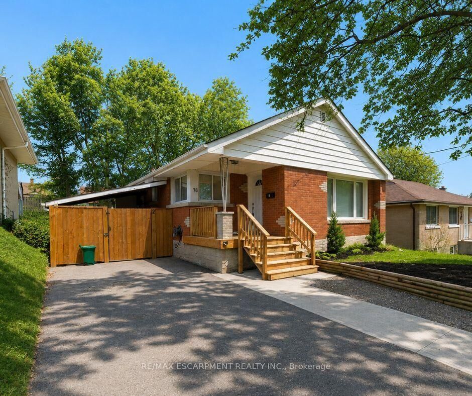 Property Photo:  76 Glenview Avenue Lower  ON N1R 2W2 