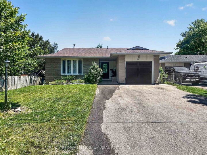 Property Photo: 19 Cardwell Street ON L9W 2V7