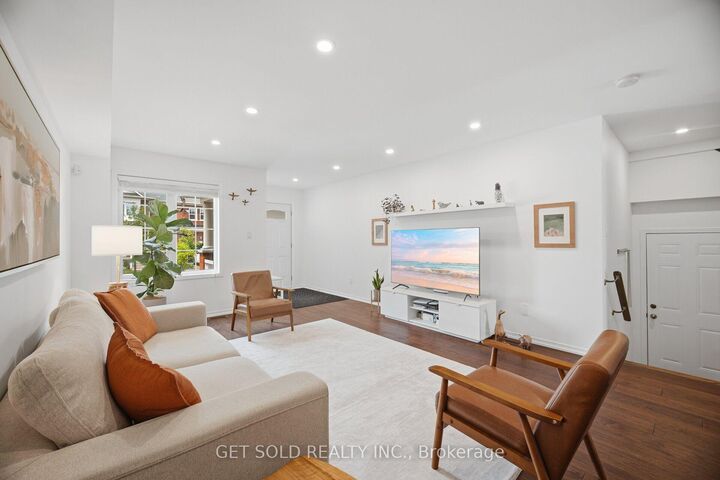 Property Photo:  426 Geddes Landing  ON L9T 7X3 