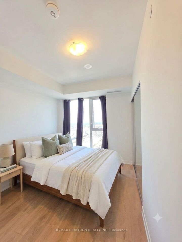 Property Photo: 10 Abeja Street 2321 ON L4K 0R4
