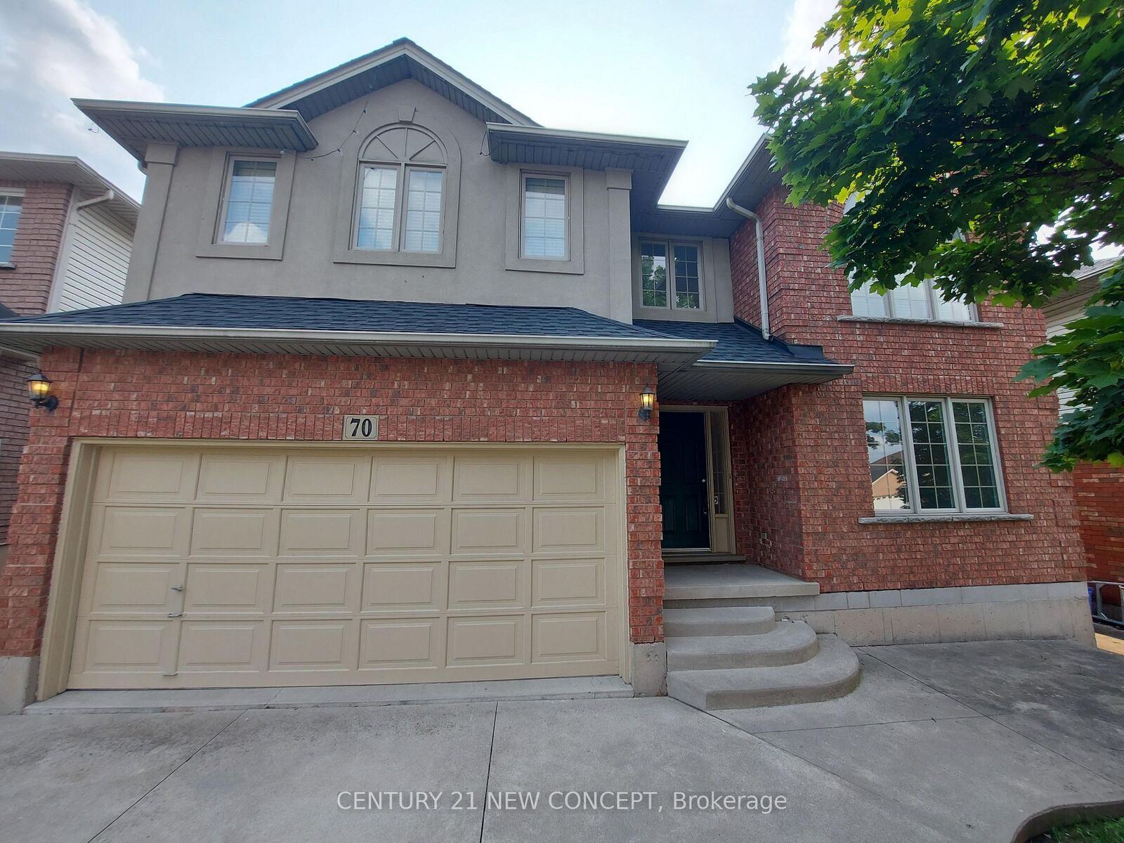 Property Photo:  70 Cabriolet Crescent  ON L9K 1K6 