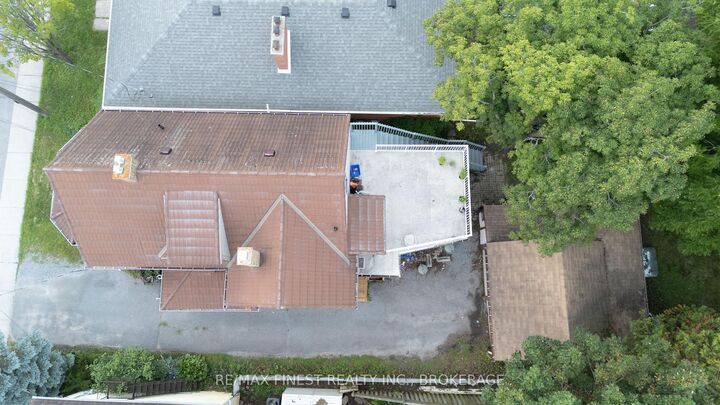 Property Photo: 63 Pembroke Street ON K7L 4N6
