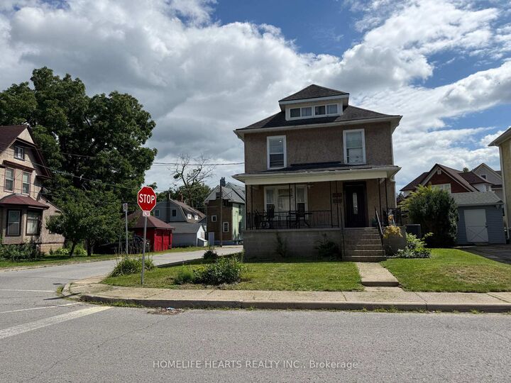 Property Photo: 4674 Eastwood Crescent ON L2E 1B5