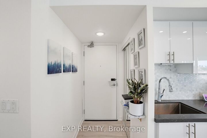 Property Photo: 155 Legion Road N 813 ON M8Y 0A7