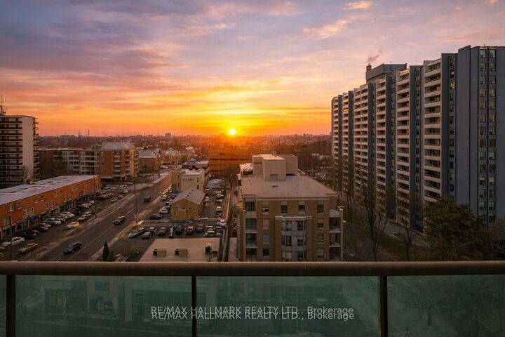 Property Photo: 5949 Yonge Street 1105 ON M2M 3V8