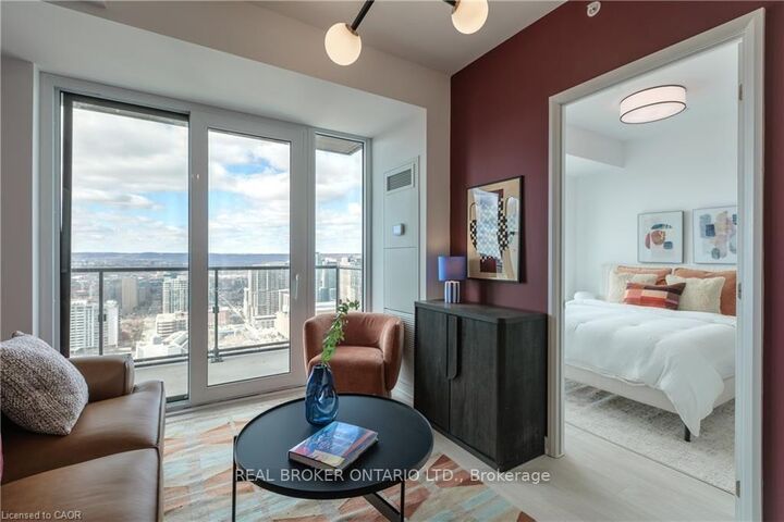 Property Photo:  75 James Street S 2701  ON L8P 2Y9 