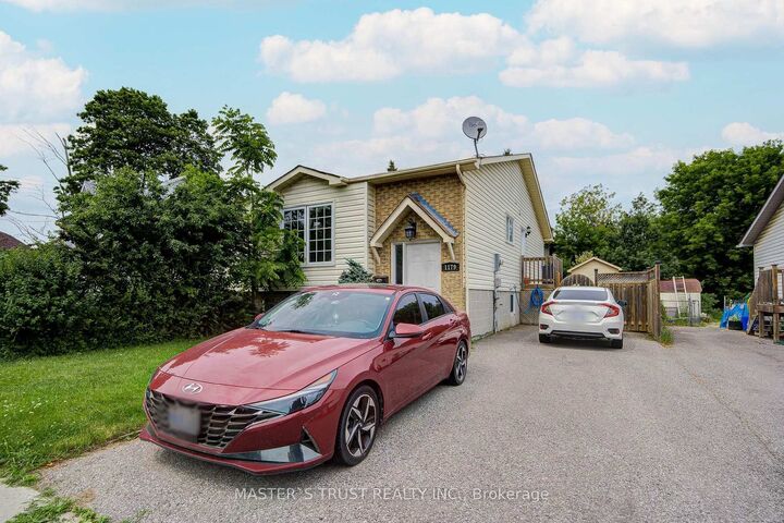 Property Photo: 1179 Simcoe Street S Unit 2 ON L1H 4M1