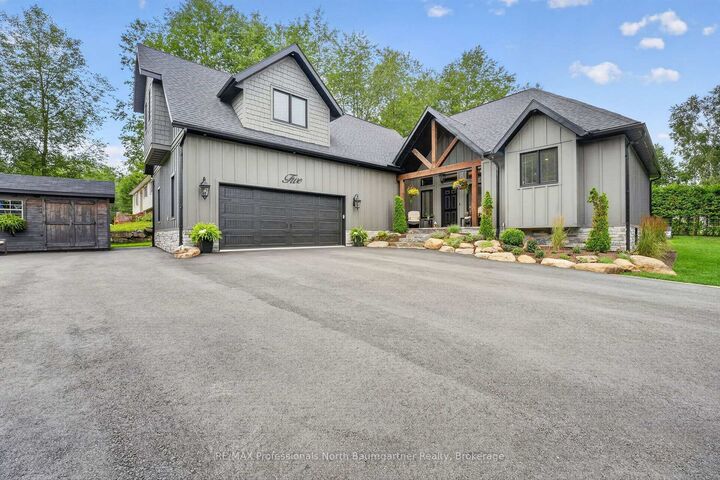 Property Photo: 5 Ploughshare Court ON K0M 1S0