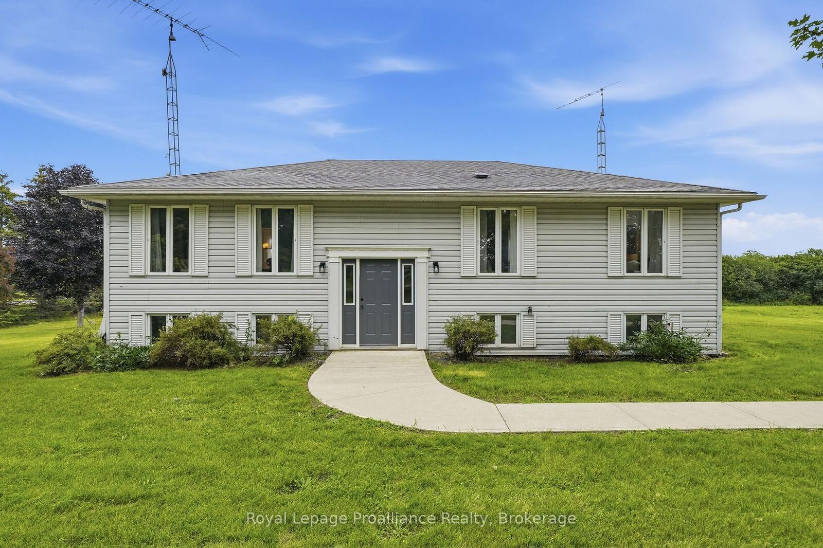 Property Photo: 509 Kelly Road ON K0K 1P0