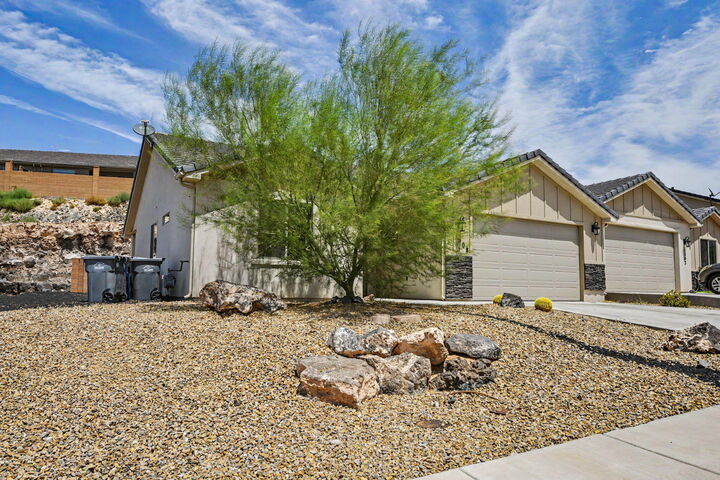 Property Photo: 1508 W 460 N UT 84737
