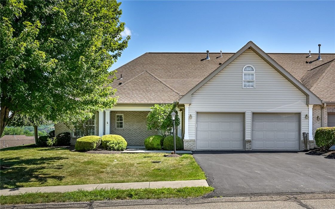 Property Photo: 101 Walker Ln PA 15044