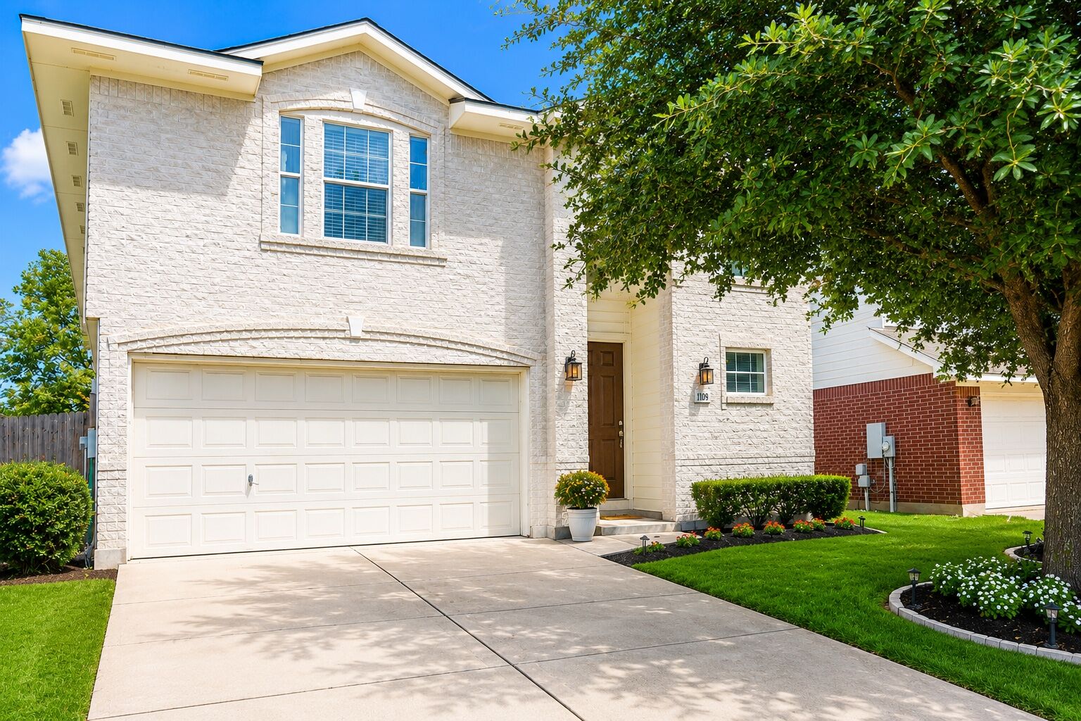 Property Photo: 3931 Bonnie Lane TX 78665