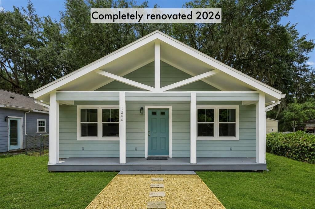 Property Photo: 1244 Date Street FL 32034