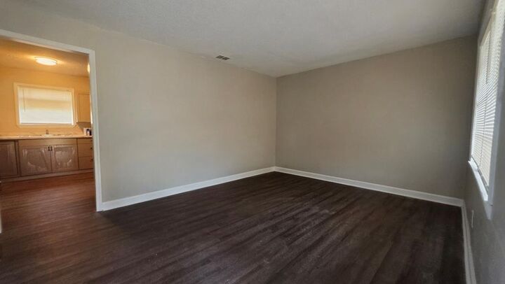 Property Photo: 220 Ebony Ln GA 31701