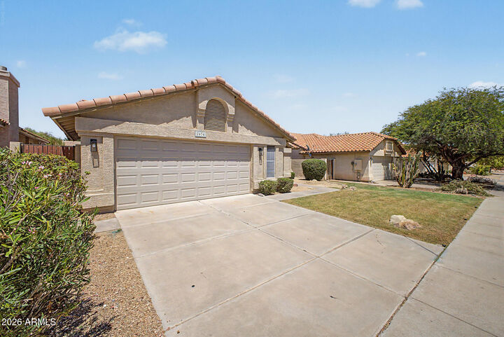 Property Photo: 2434 E Cathedral Rock Drive AZ 85048