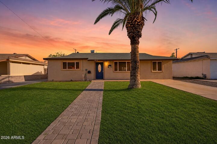 Property Photo:  2115 E Birchwood Avenue  AZ 85204 