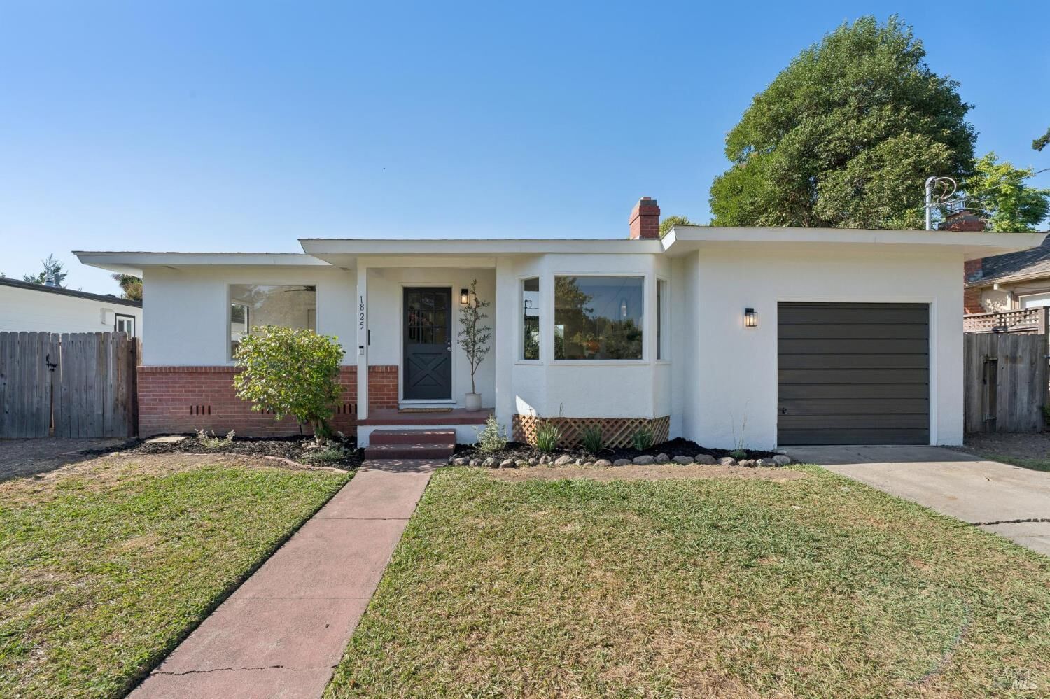 Property Photo: 1825 Robin Hood Lane CA 95405