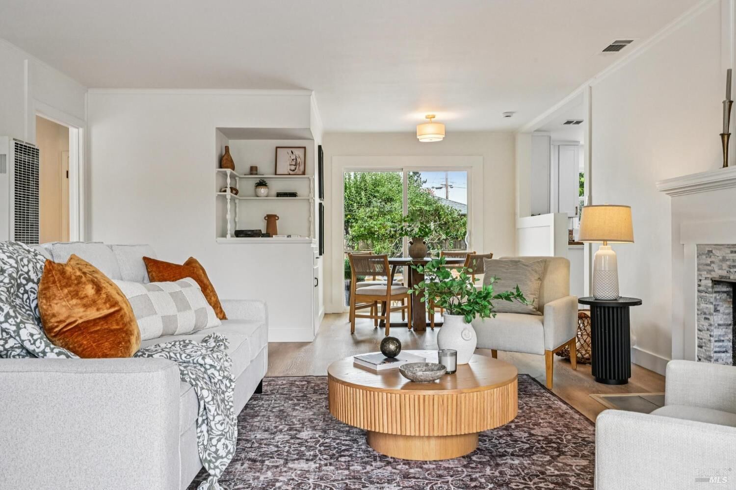Property Photo:  1825 Robin Hood Lane  CA 95405 