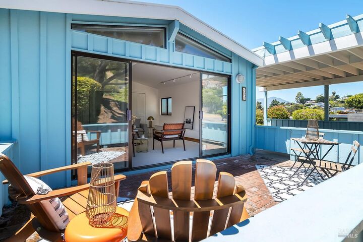Property Photo:  700 Hilary Drive  CA 94920 