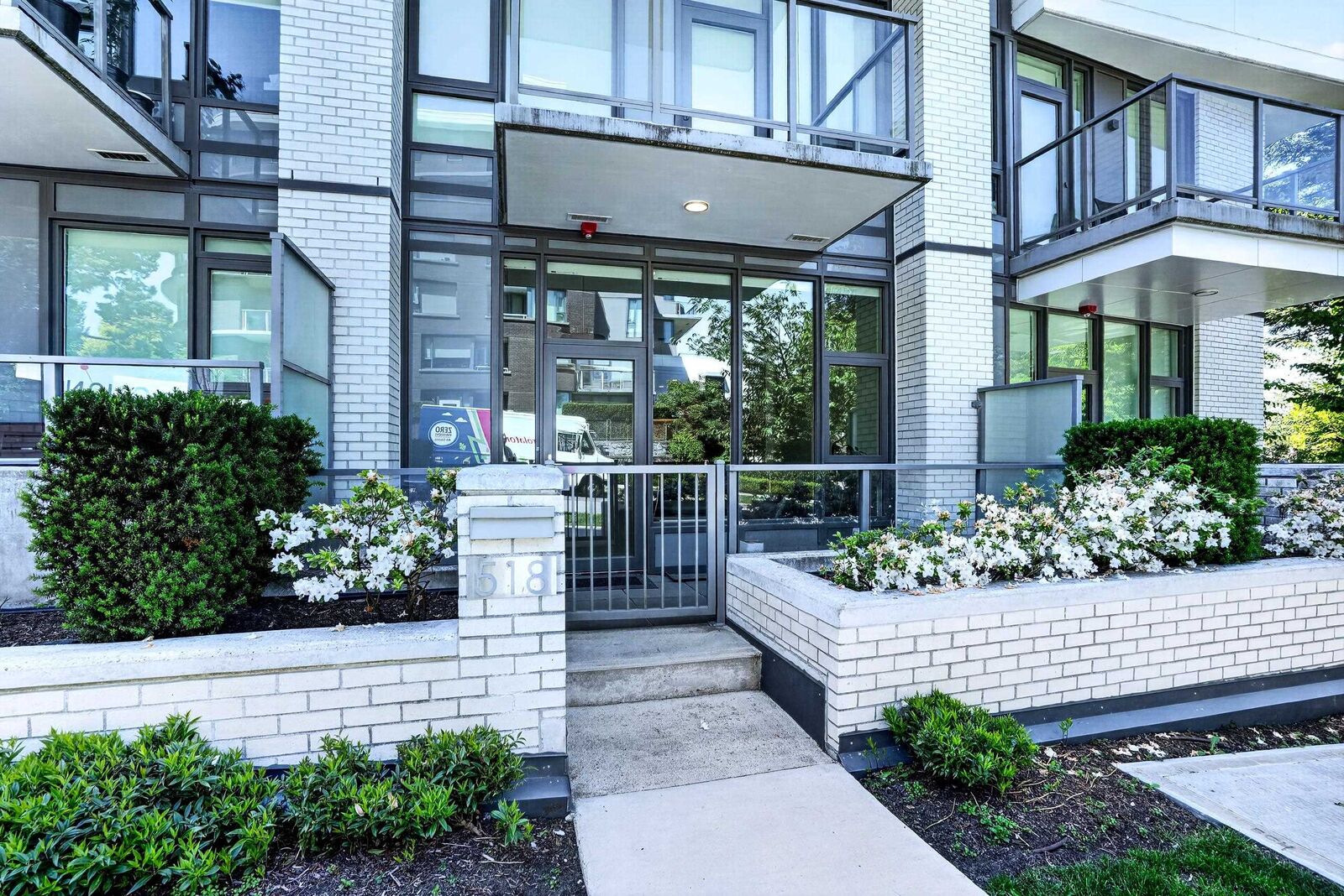 Property Photo: 518 W 30th Avenue BC V5Z 0J7