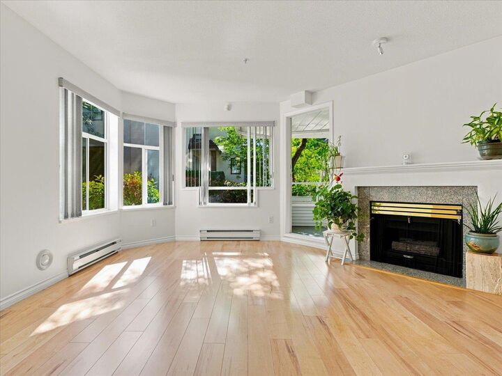 Property Photo: 3638 Rae Avenue 207 BC V5R 2P5