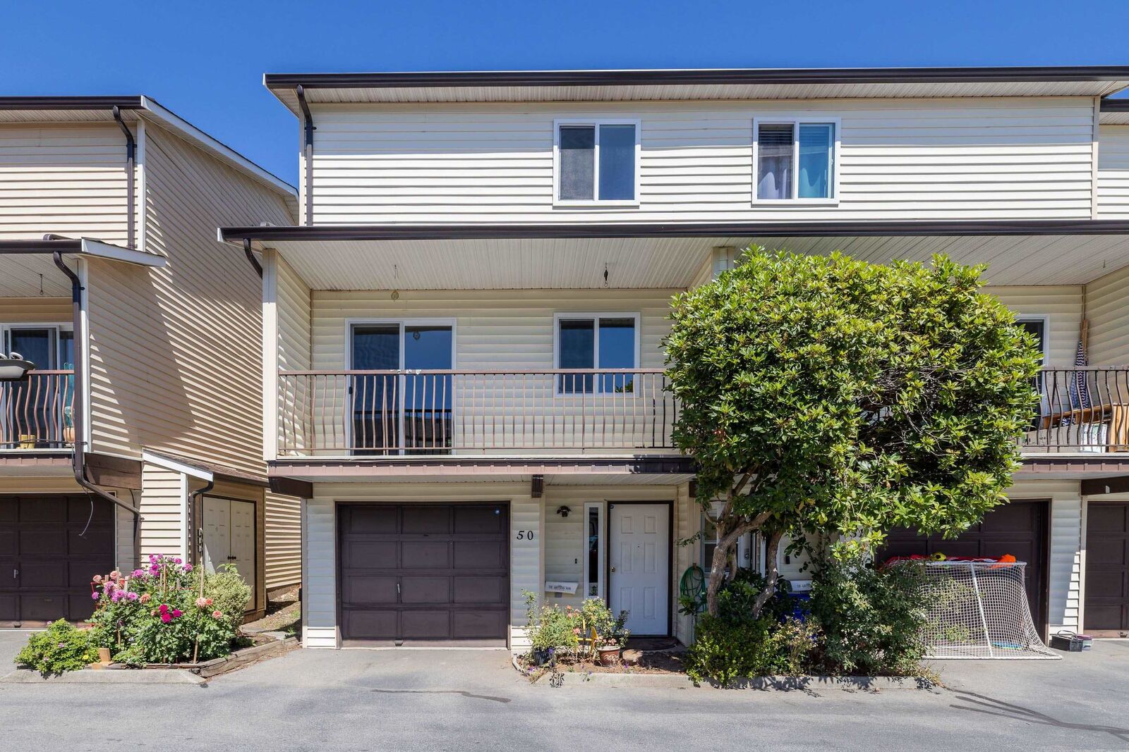 Property Photo:  27272 32 Avenue 50  BC V4W 3T8 