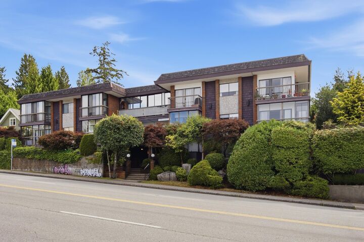 2710 Lonsdale Avenue 307 — photo 1