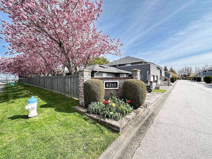 Property Photo:  6320 48A Avenue 16  BC V4K 4W3 