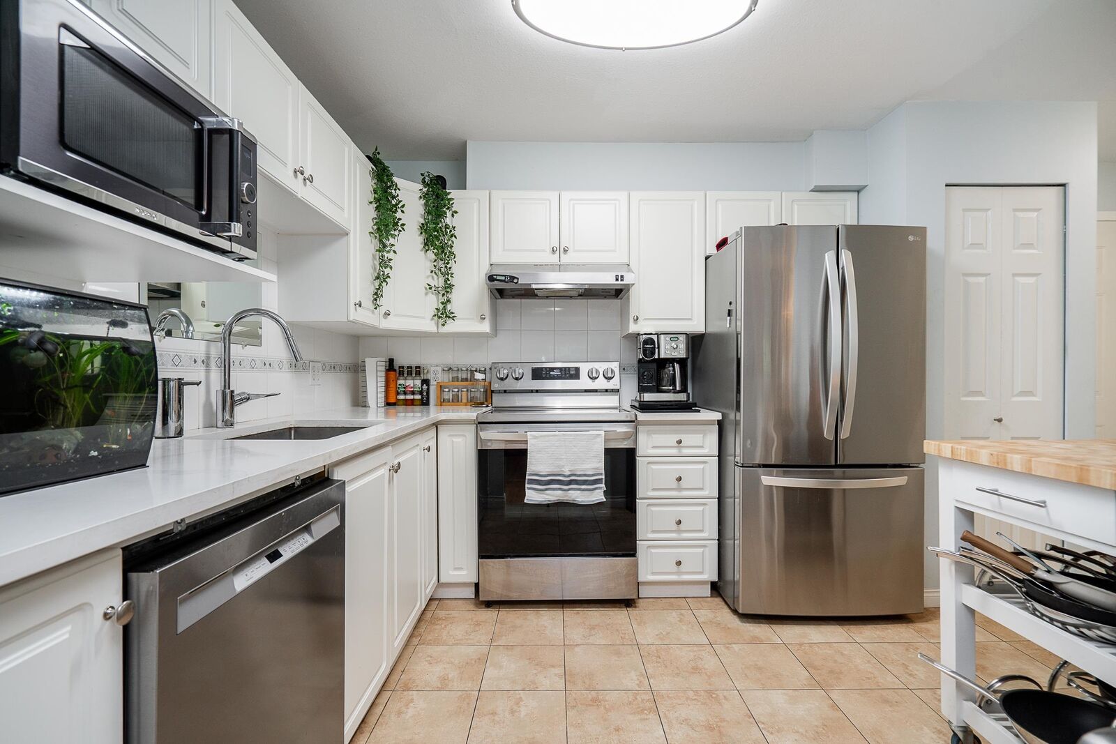 Property Photo:  12733 72 Avenue 212  BC V3W 2M7 