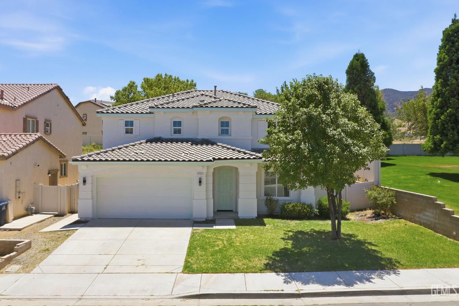 Property Photo:  112 Manzanita Lane  CA 93561 