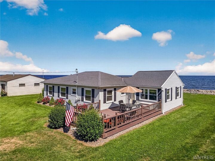 Property Photo: 14983 E Brighton Cliffe Drive NY 14477