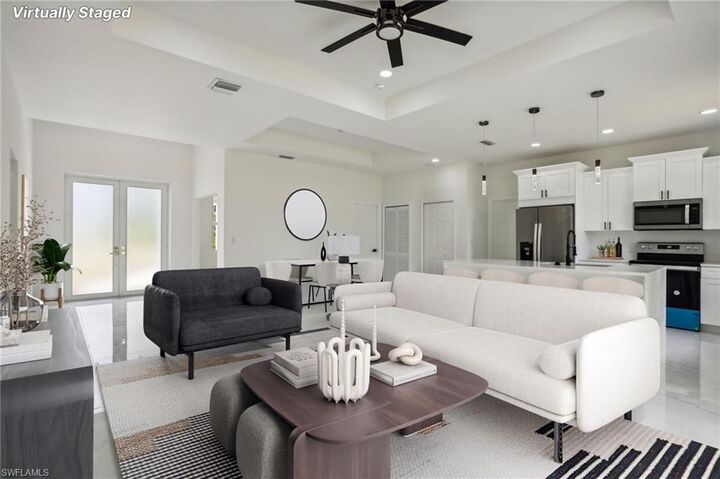 Property Photo:  2813 15th St SW  FL 33976 