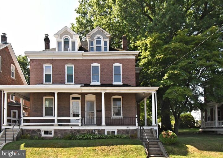 Property Photo:  406 Broad Street  PA 19475 
