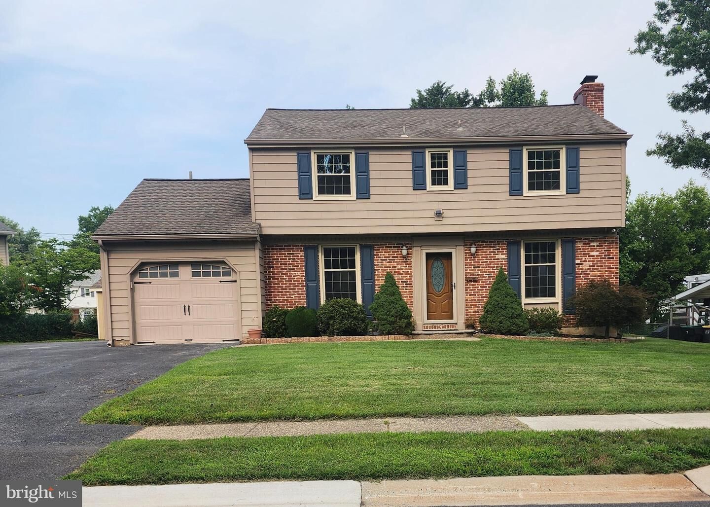 Property Photo: 113 Olympia Drive DE 19703