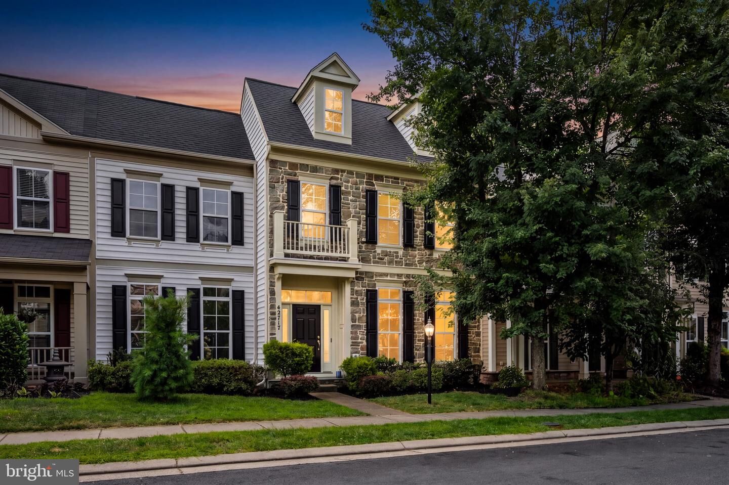 Property Photo: 42717 Explorer Drive VA 20148