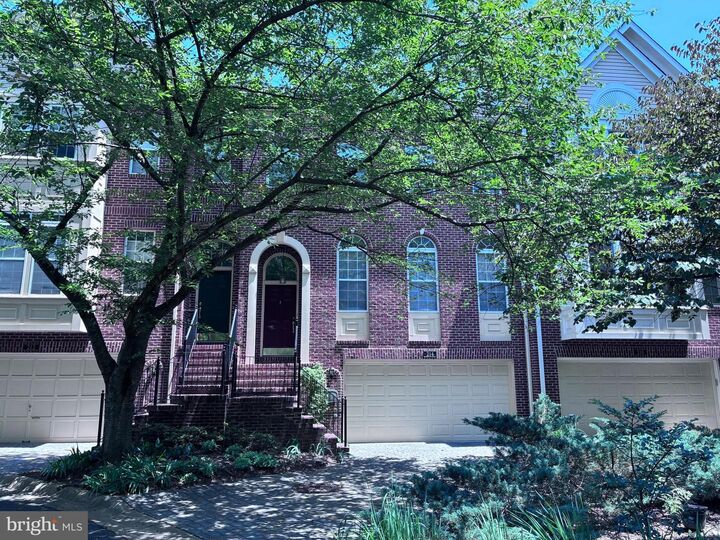 Property Photo:  214 Halpine Walk Court  MD 20851 