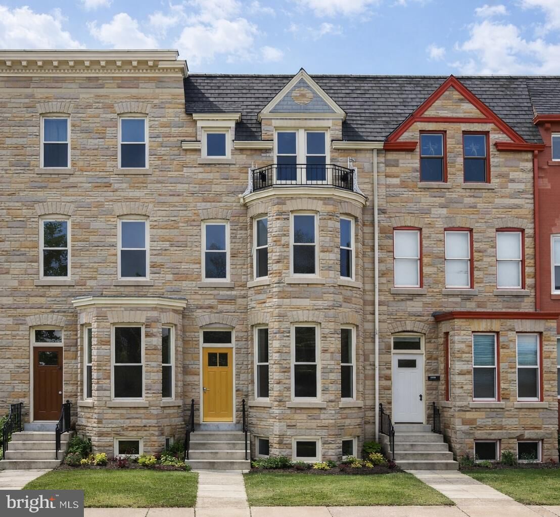 Property Photo:  2729 W North Avenue  MD 21216 