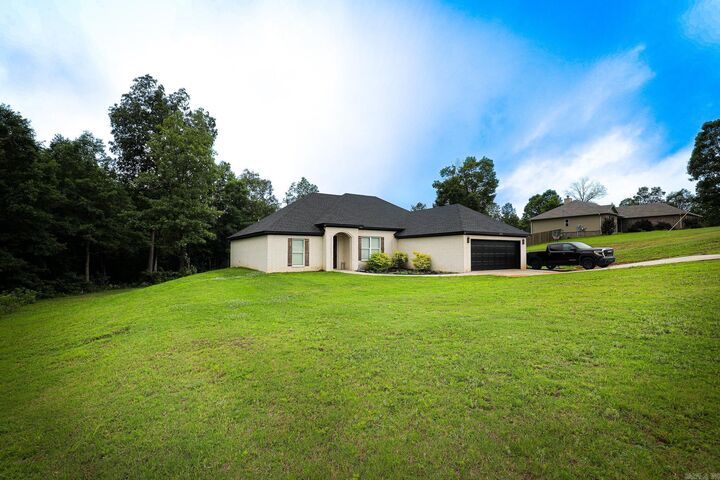 Property Photo:  2072 Creekwood Circle  AR 72011 