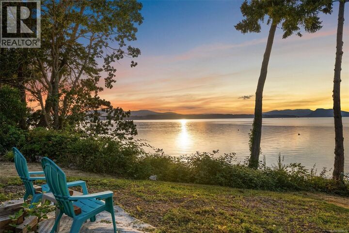 Property Photo:  9760 Glynnwood Park Road  BC V8L 5H4 