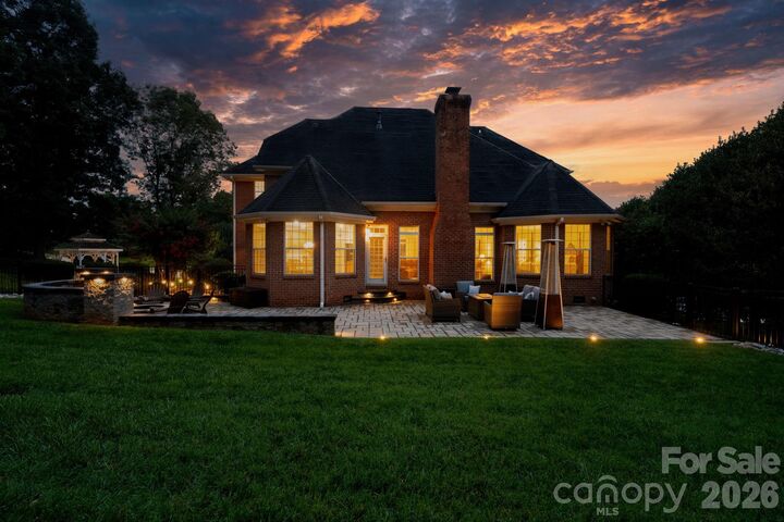 Property Photo: 1025 N Shore Drive NC 28601