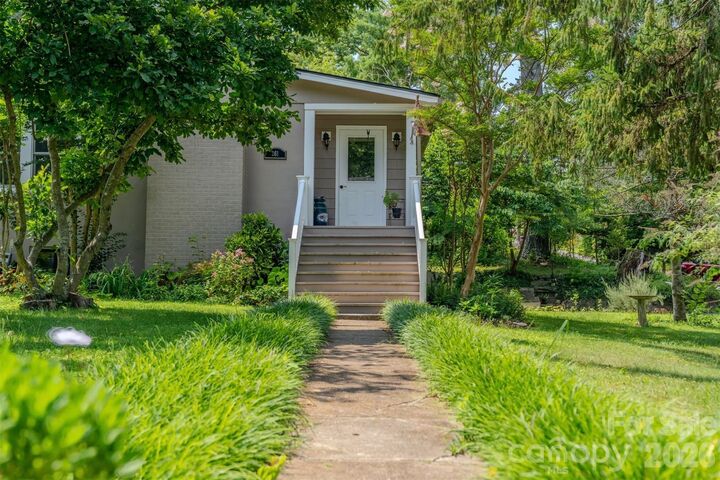 Property Photo:  261 Forest Hill Drive  NC 28803 