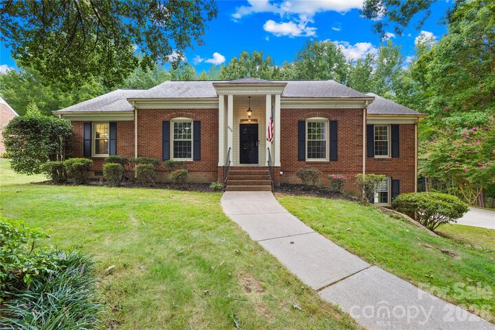 Property Photo:  8028 Mattson Place  NC 28277 